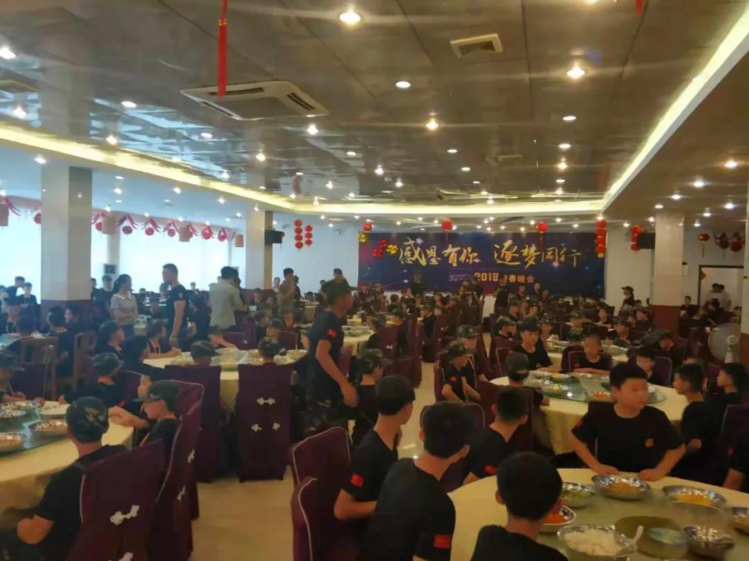 广东广州青少年军事夏令营：见证孩子的成长与蜕变